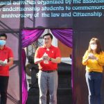 Ketua Jurusan Hukum dan Kewarganegaraan Dr. Dewa Gede Sudika Mangku, S.H.,LL.M.,dan Ni Putu Rai Yuliartini, S.H., M.H. Kordinator Program Studi Ilmu Hukum usai membuka acara serangkaian ulang tahun