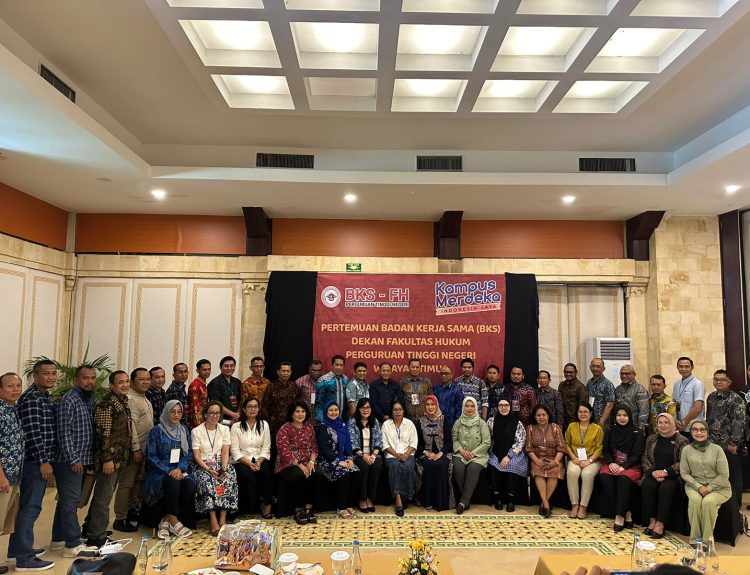 Fakultas Hukum dan Ilmu Sosial Universitas Pendidikan Ganesha (UNDIKSHA) yang diwakili oleh Dr. Dewa Gede Sudika Mangku, S.H., LL.M. saat itu Menjadi Ketua Jurusan Hukum dan Kewarganegaraan FHIS UNDIKSHA.